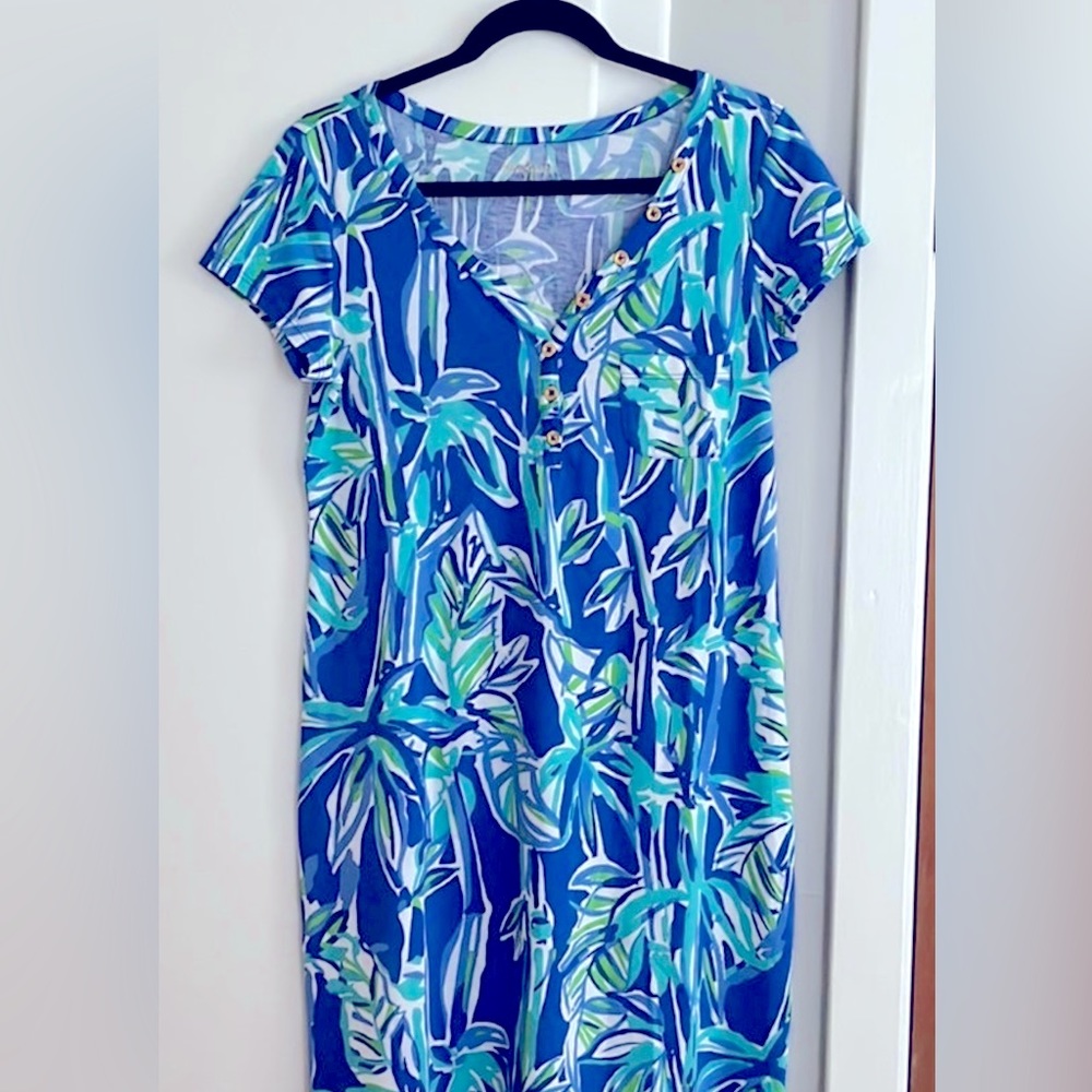 Lily Pulitzer short sleeve dress 100% Supima Cotton. Size M.